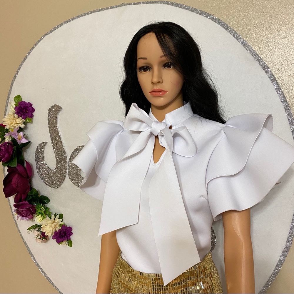 Jasmine, blusa blanca